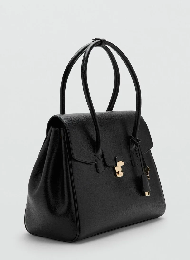 مانجو Medium city handbag with flap