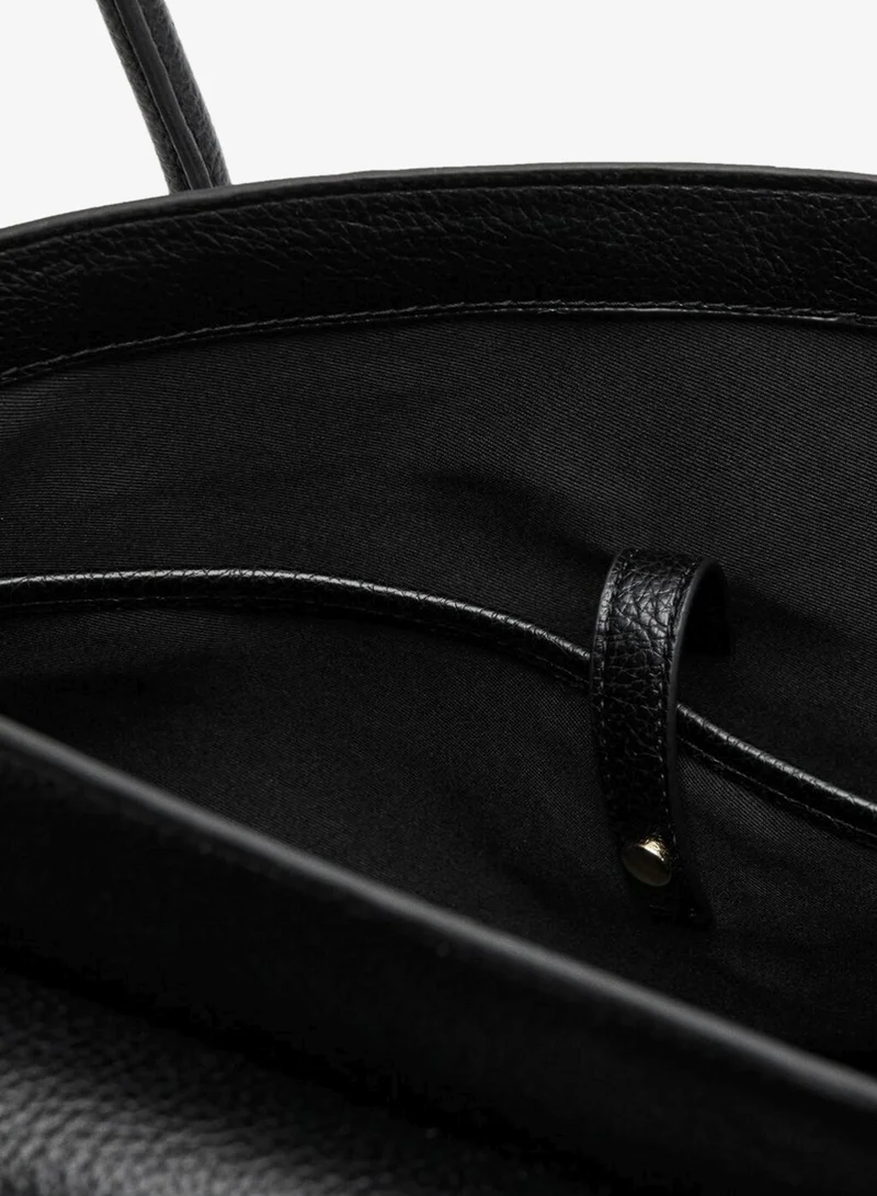 مانجو Medium city handbag with flap