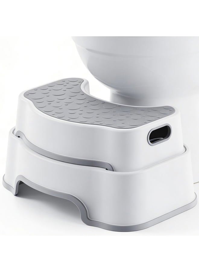Emoh مقعد مرحاض قابل للتعديل للبالغين والأطفال - 2 في 1 مقعد حمام قابل للتكديس مع منحنى مريح - مقعد جلوس غير قابل للانزلاق لتخفيف الإمساك وتدريب الأطفال على استخدام المرحاض (أبيض، 8.2 بوصة) - Image 1