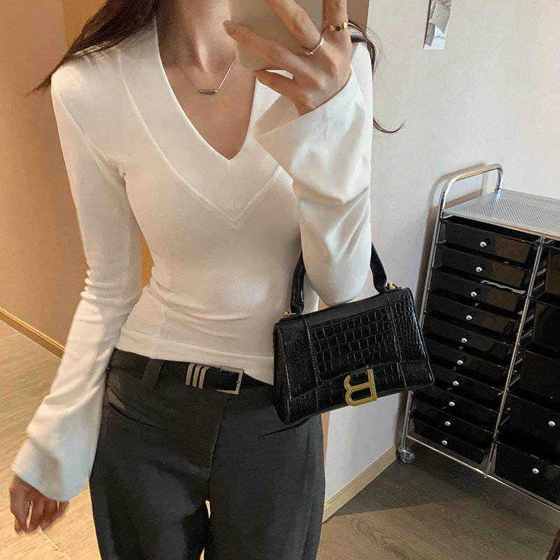 Single Royal Elder Sister All Kinds Of Style Girl Slim With Shoulder Pad V Collar Base Shirt Women'S Foreign Style T-Shirt - Image 5