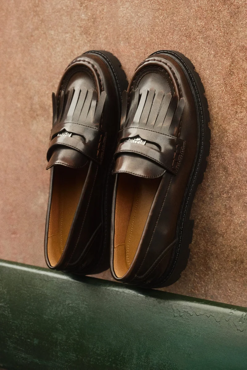 H&M Fringe-trimmed loafers