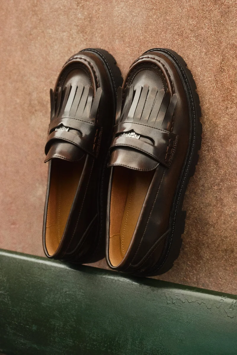 H&M Fringe-trimmed loafers