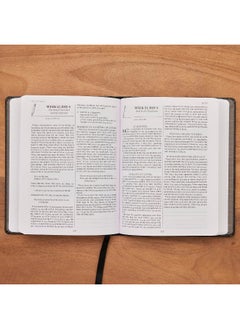 NoteWorthy New Testament: Read and Journal Through the New Testament in a Year (NKJV, Purple Leathersoft, Comfort Print)  - Image 4