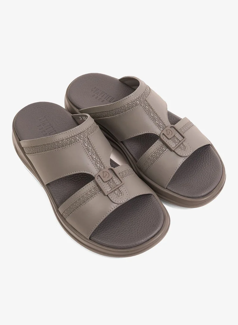 UOMO Cavalier  UOMO CAVALIER MEN'S THERABOUNCE ELITE GREY for Men | Best Price UAE