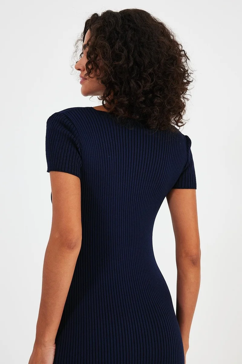 Alexander Gardi Ribbed Slit Dress