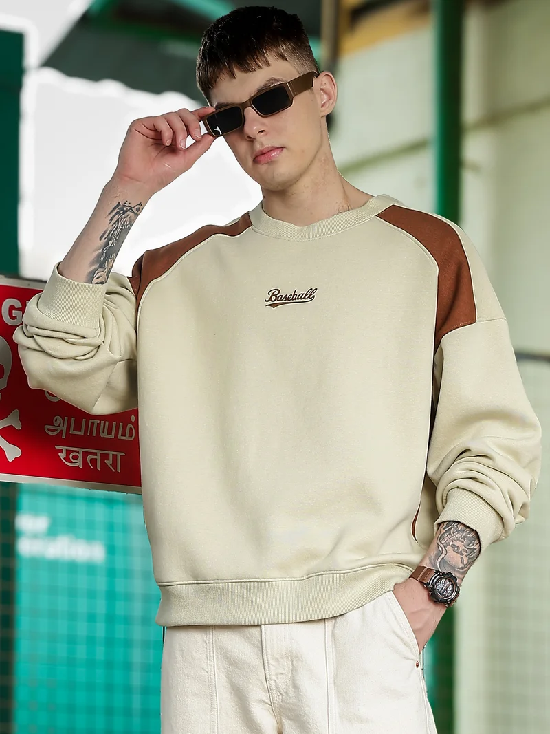 مانياك Maniac Mens Printed Round Neck Raglan Full Sleeve Biscuit & Brown Fleece Sweatshirt