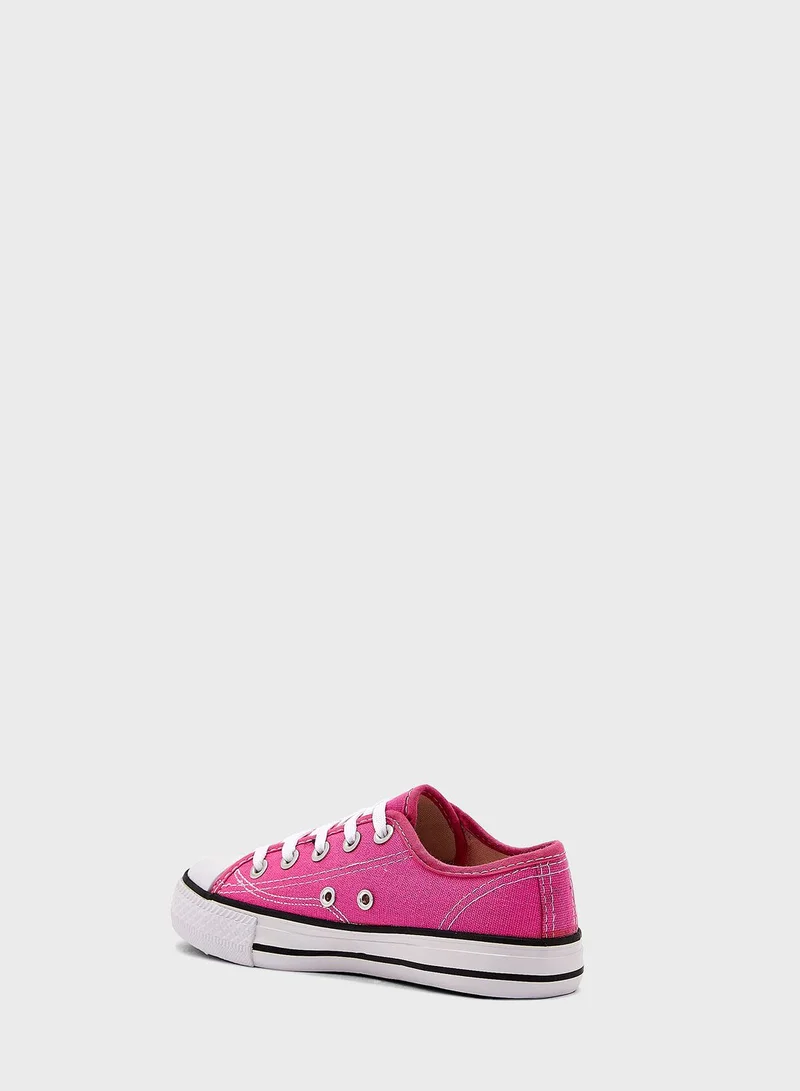 Pinata Low Cut Canvas Lace