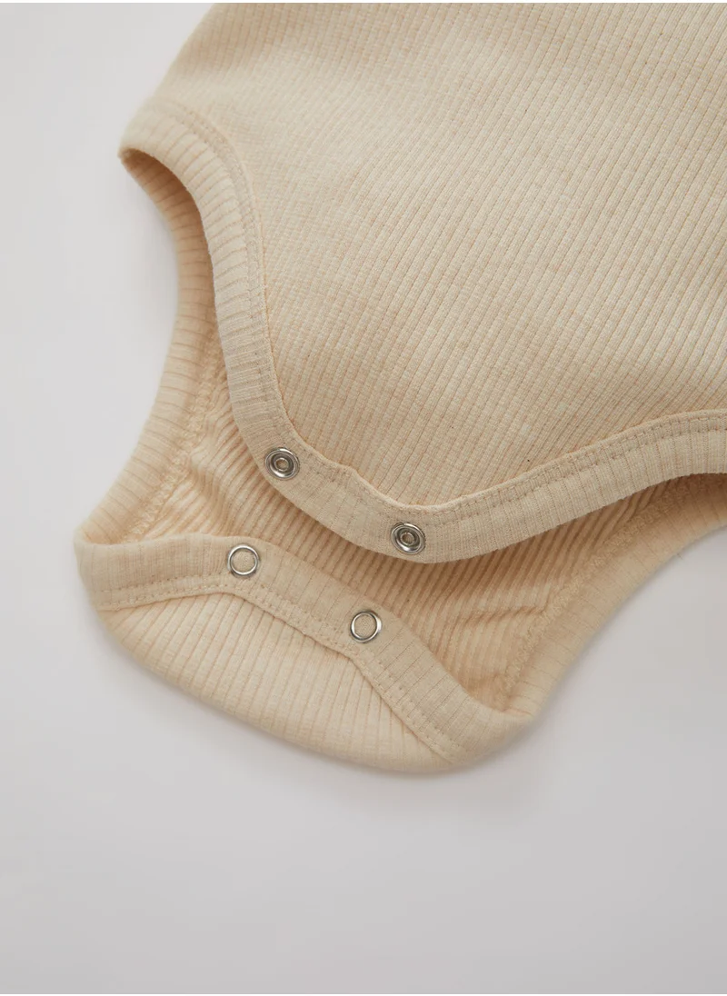 DeFacto Short Sleeve Snap-Up Bodysuit With Ribbed Scarf 3-Piece Set
