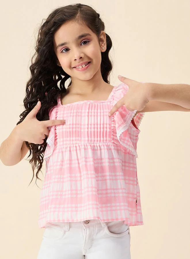 ستايلو بج بلوزة بأكمام كشكش ونقشة مربعات للبنات