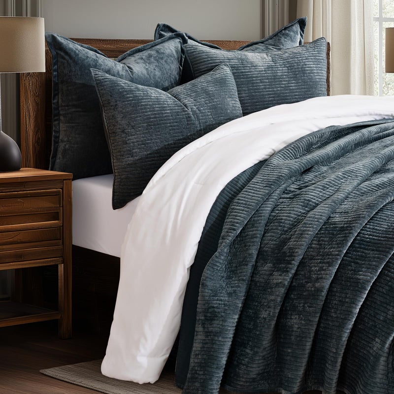 EVERGRACE Velvet Quilt Set Queen Size, Luxurious Soft Quilted Bedding Sets, Lightweight Velvet Comforter for All Season, Striped Channel Bedspread Coverlet with 2 Shams, Midnight Blue - Image 2
