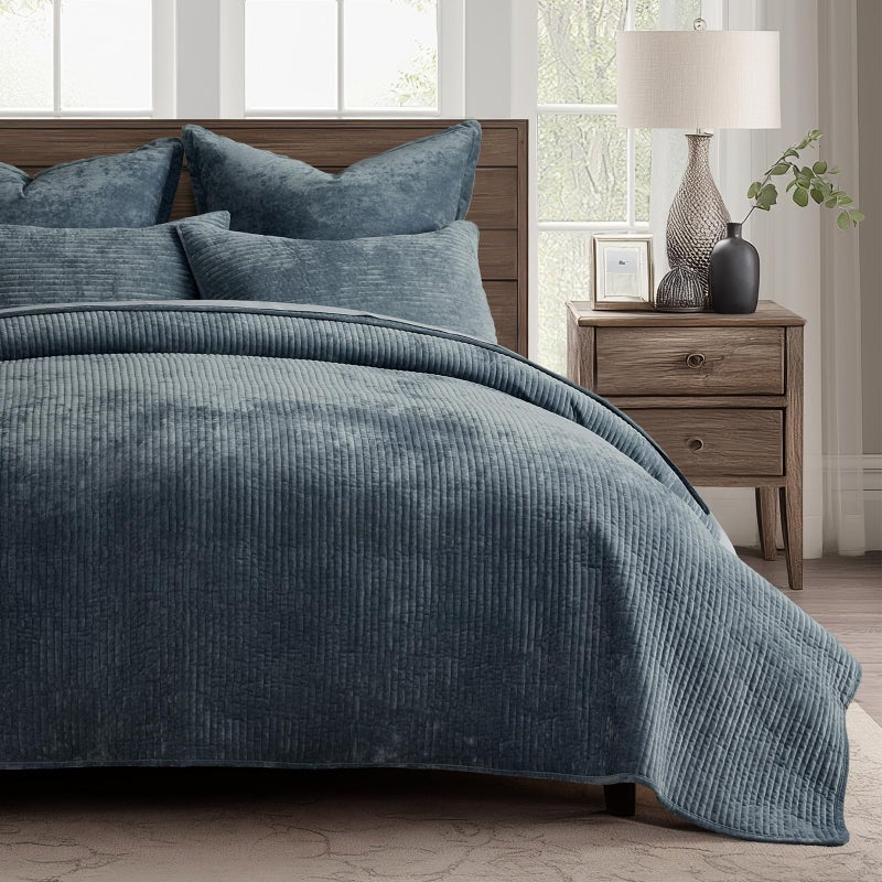 EVERGRACE Velvet Quilt Set Queen Size, Luxurious Soft Quilted Bedding Sets, Lightweight Velvet Comforter for All Season, Striped Channel Bedspread Coverlet with 2 Shams, Midnight Blue - Image 1