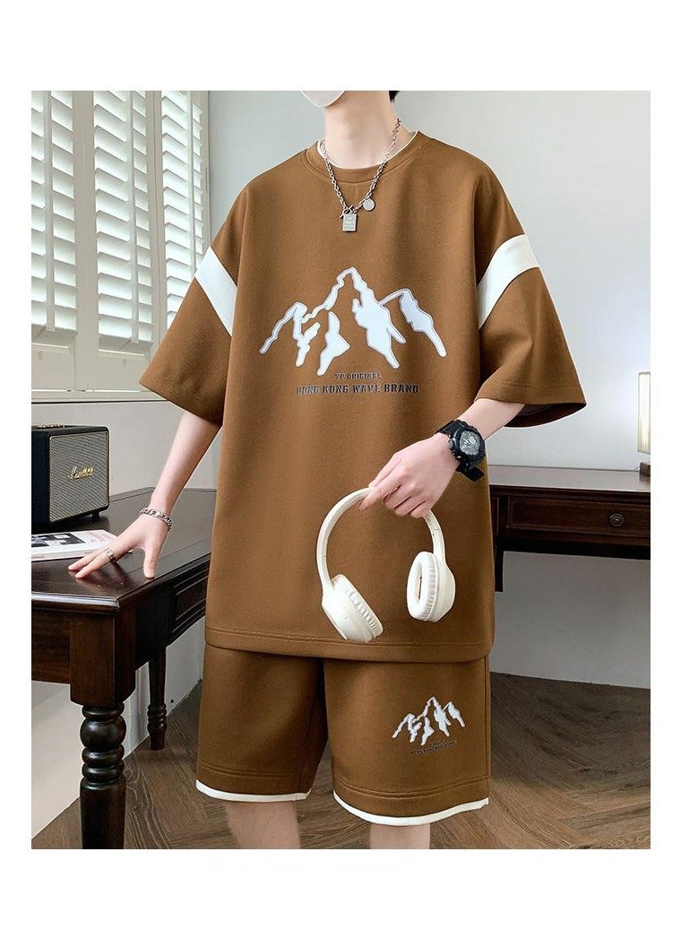 Fashionable Men's Printed Casual Short Sleeved Sports Suit  - Image 2