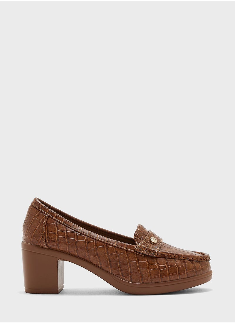 Le Confort - Round Shape Flat Moccasins - Image 1
