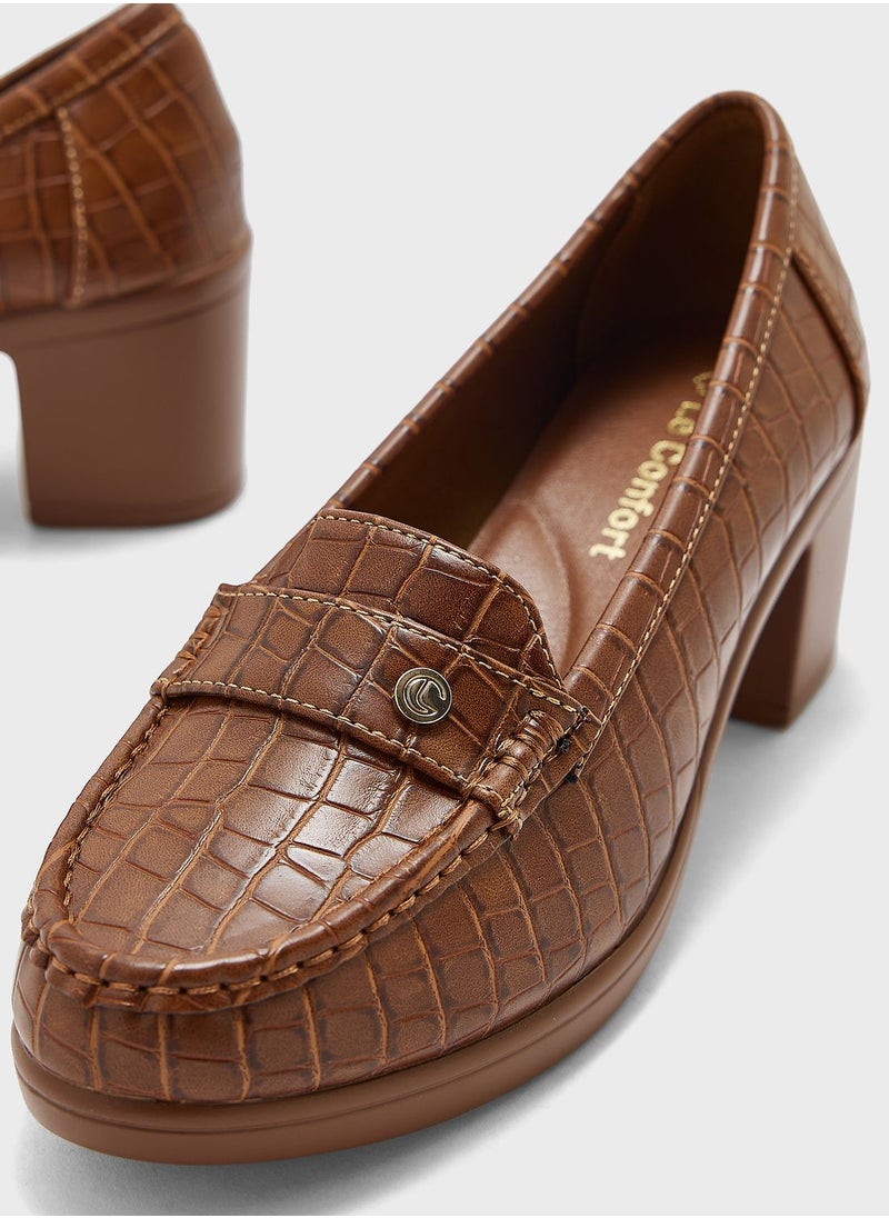 Le Confort - Round Shape Flat Moccasins - Image 1
