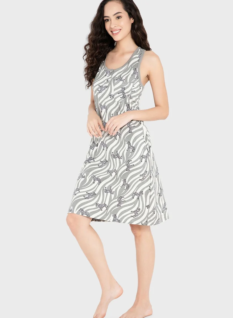 Clovia Printed Pocket Detail Nightdress