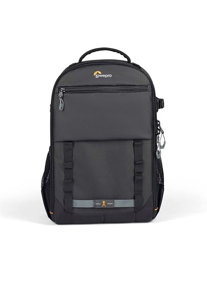 حقيبة ظهر للكاميرا Adventura BP 300 III مع حامل ثلاثي القوائم، وجيب للكمبيوتر المحمول مقاس 13 بوصة، وحقيبة مع إمكانية الوصول من الأمام، للكاميرات بدون مرآة، ومتوافقة مع سلسلة Sony Alpha 7-9، باللون الأسود
