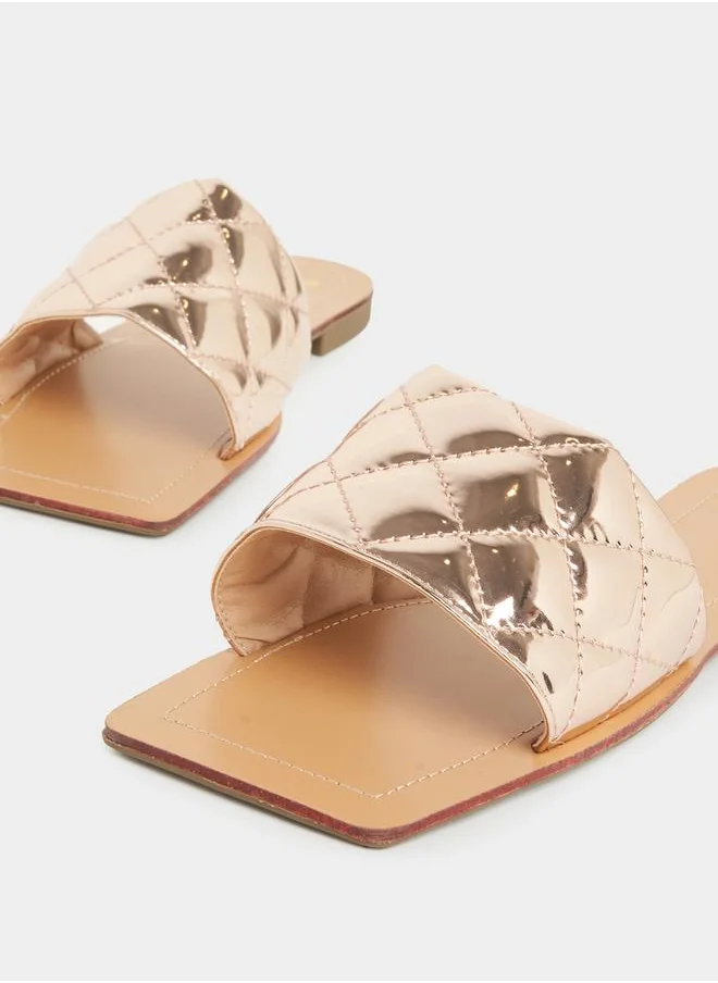 ستايلي Quilted Design Flat Sandals