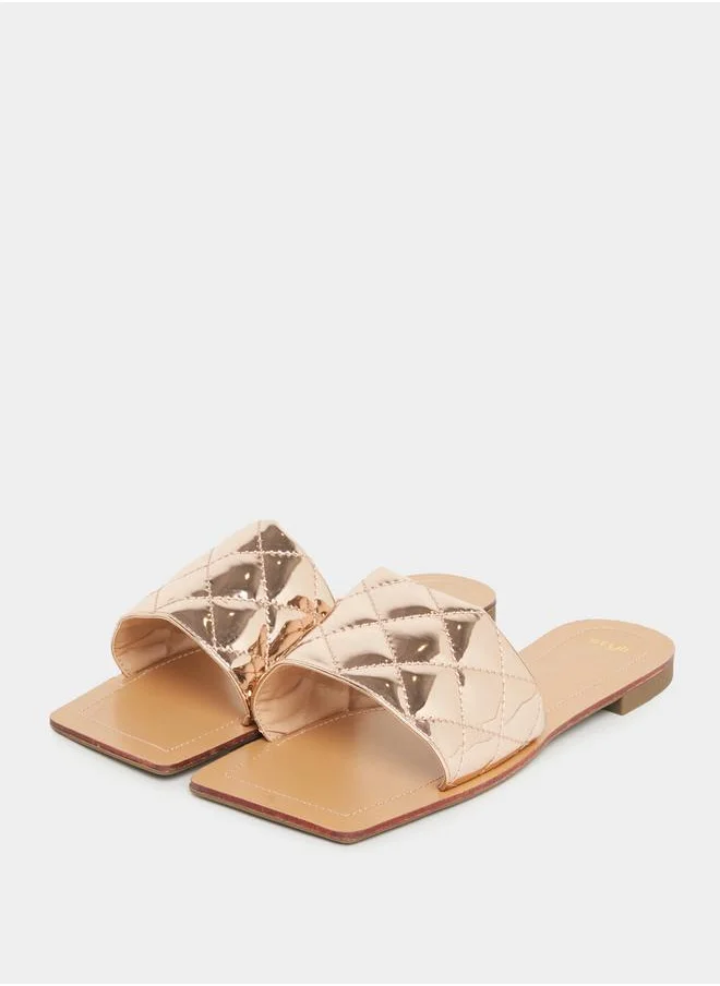 ستايلي Quilted Design Flat Sandals