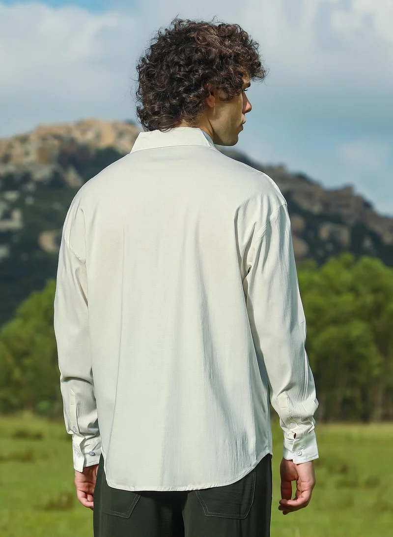 كامبوس سوترا Men's Ivory White Solid Utility Oversized Shirt