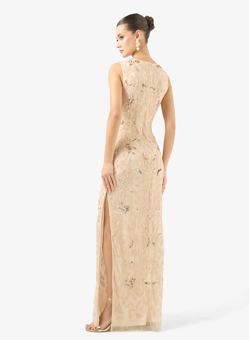 نمشي x فستان سهرة مزين بالخرز - Image 2