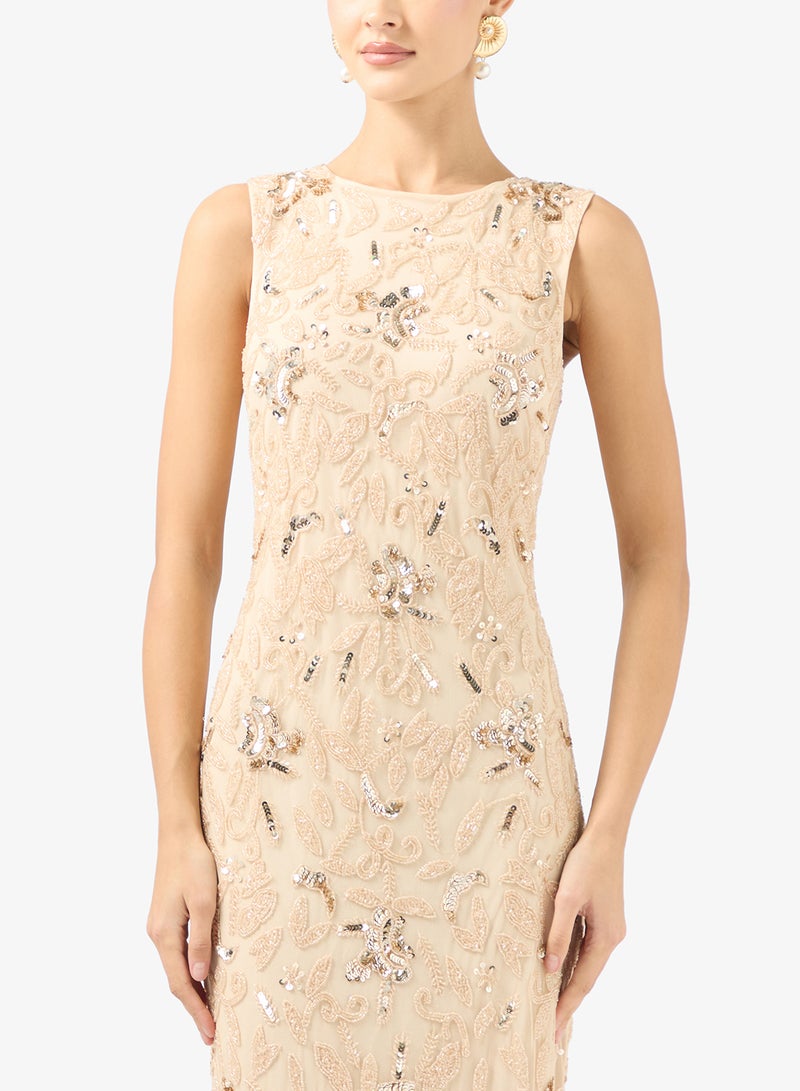 نمشي x فستان سهرة مزين بالخرز - Image 3