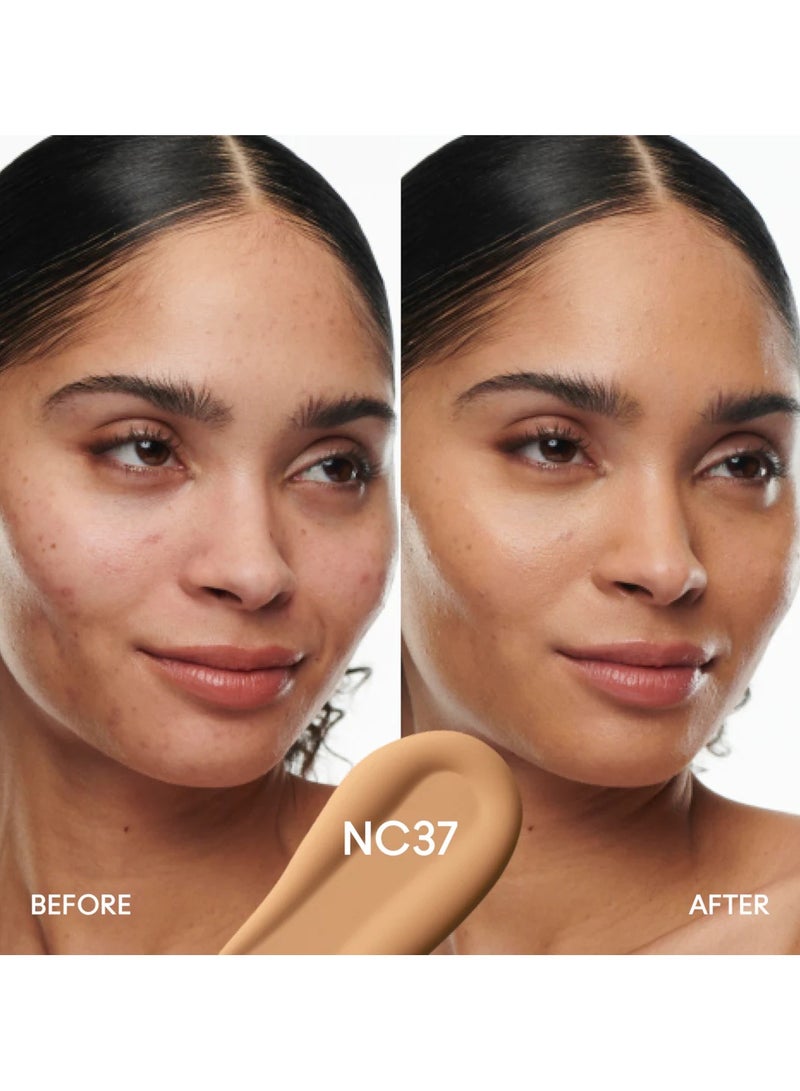 MAC Cosmetics Studio Radiance Serum powered Foundation NC37 - Image 3