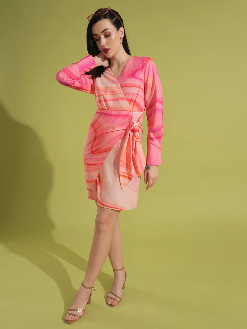 جلو باص فستان لف نسائي مطبوع من جلوبس