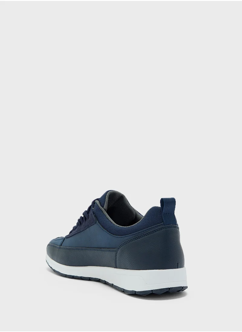 Robert Wood Casual Sneakers