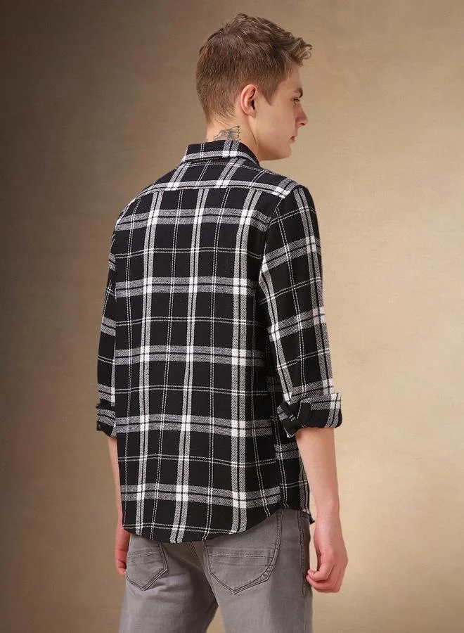 Dennis Lingo Dennis Lingo Checked Relaxed Fit Spread Collar Curved Hem Shirt