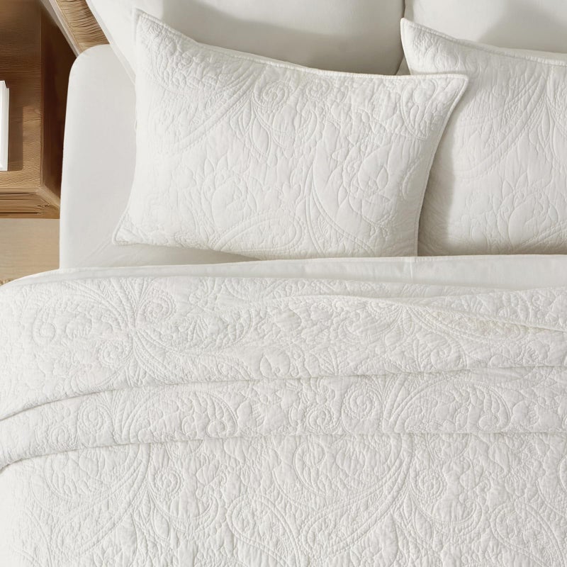 EVERGRACEHOME EVERGRACE 100% Cotton Paisley Quilt Set, Queen Size 3 Piece Set â€“ Prewashed Lightweight Bedspread with 2 Shams, Soft & Breathable Matelasse Coverlet for All-Season Comfort, Bright White - Image 2