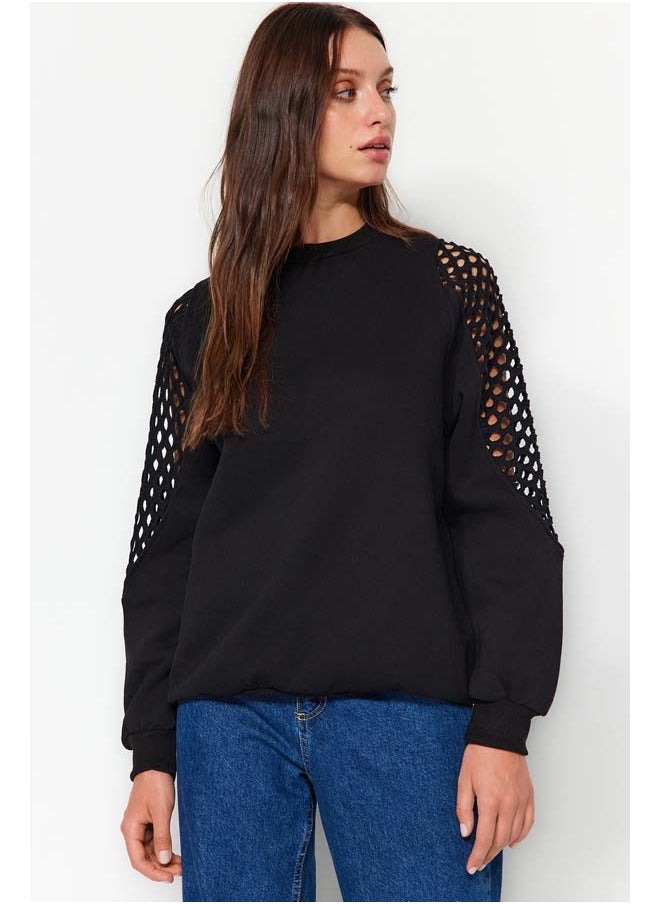 trendyol Black Mesh Detailed Thick Fleece Regular/Normal Fit Knitted Sweatshirt TWOAW24SW00134  - Image 3