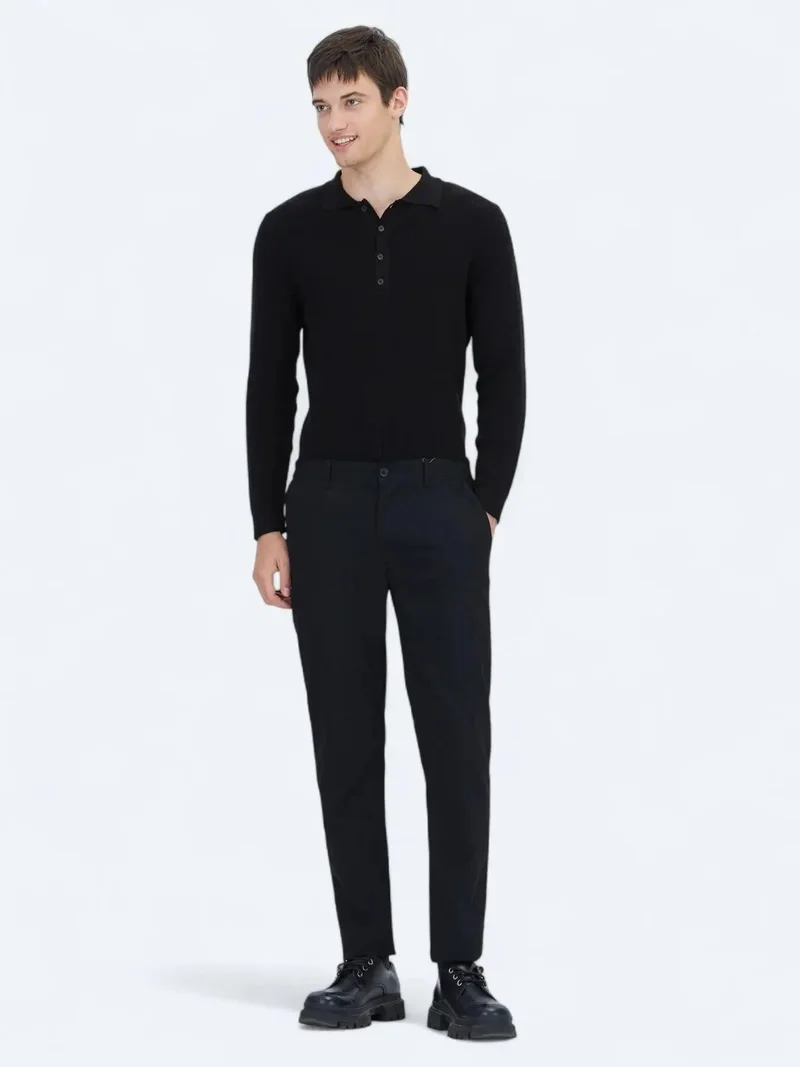 كيب بنطال رياضي أسود منسوج بقصة مريحة