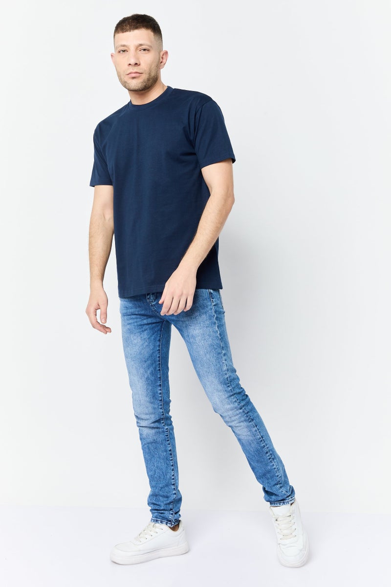 Maserati تي شيرت رجالي بأكمام قصيرة وياقة دائرية، مطبوع برسومات، لون كحلي - Image 4