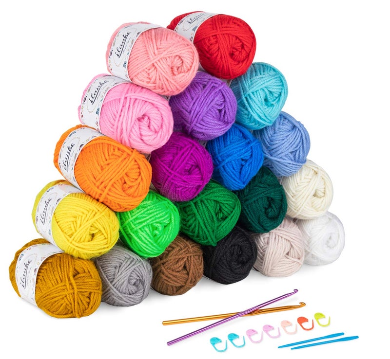 ilauke 20 x 30g Balls of Assorted Double Knitting Yarn Colored Acrylic Yarn Set with 2 Crochet Hooks 2 Needles 8 Crochet Locking Stitch Markers