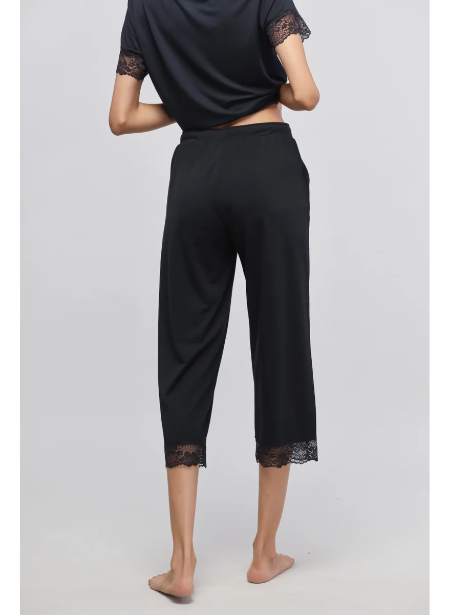 NeceSera Delicate Black Lace Capri