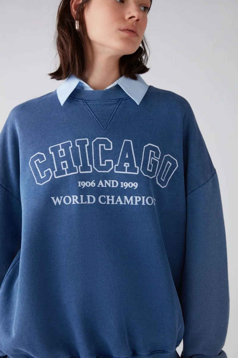 GRIMELANGE Amelia Women's Soft Polar Fleece Knitted Piece Printed City Themed Oversize Blue Sweatshirt