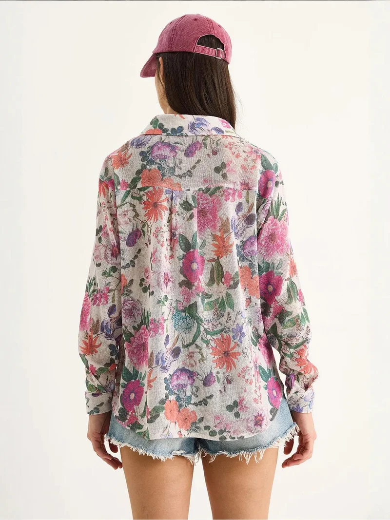 Bianco Lucci LUCCI Textured Flower Print Button-Up Shirt