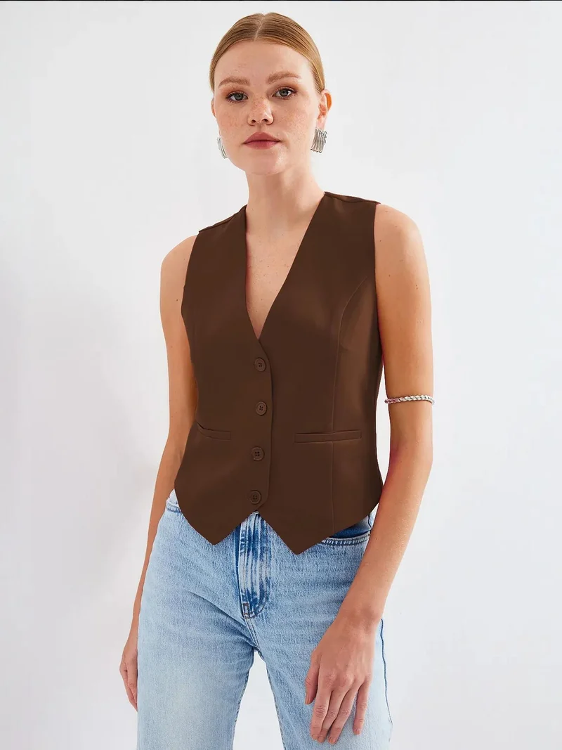 بيغ دارت سترة صدرية بياقة على شكل  وأزرار وجيب بفتحة