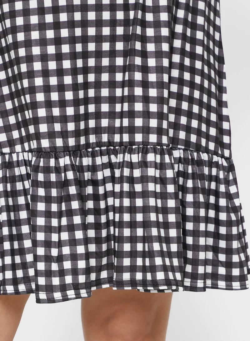 I Saw It First Curve Gingham Ruffle Hem Dress