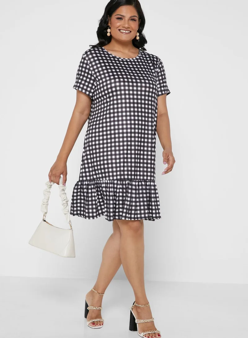 I Saw It First Curve Gingham Ruffle Hem Dress