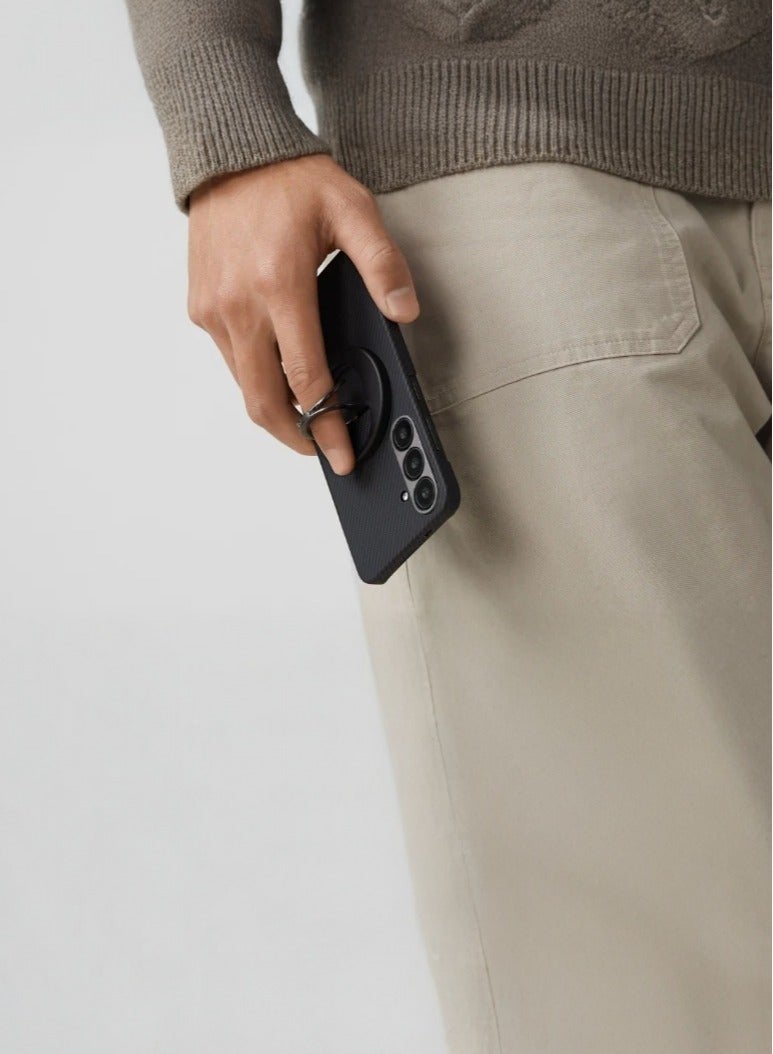 بيتاكا جراب جالكسي S25 بلس ماج سيف فائق النحافة 6.7 بوصة / حافة كاميرا مرتفعة  / حماية من السقوط والتلف / غطاء خلفي متين - أسود/رمادي - Image 2