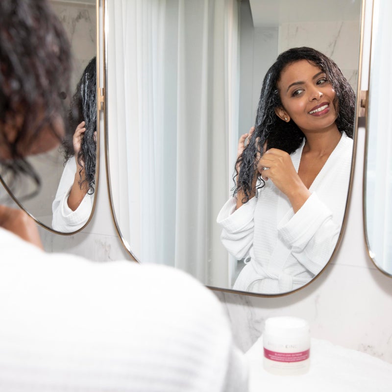 PHILIP KINGSLEY | Elasticizer Extreme | Deep Conditioning Hair Mask Repair Treatment | Pre-Shampoo Deep Conditioning Mask | Reduces Breakage and Frizz | For Dry, Damaged and Curly Hair | 2.53oz - Image 3