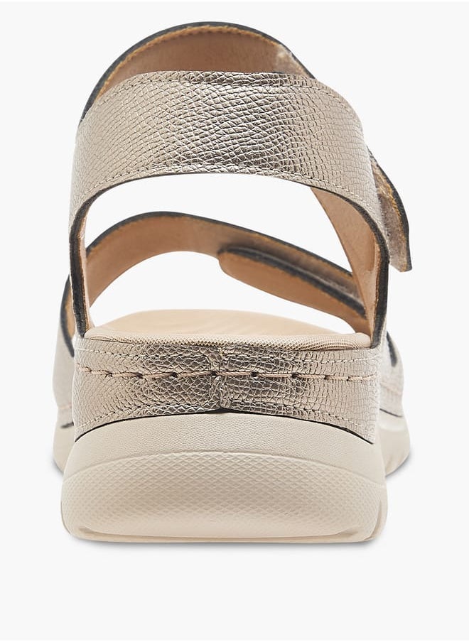 Le Confort Women's Textured Sandals with Hook and Loop Closure  - Image 4