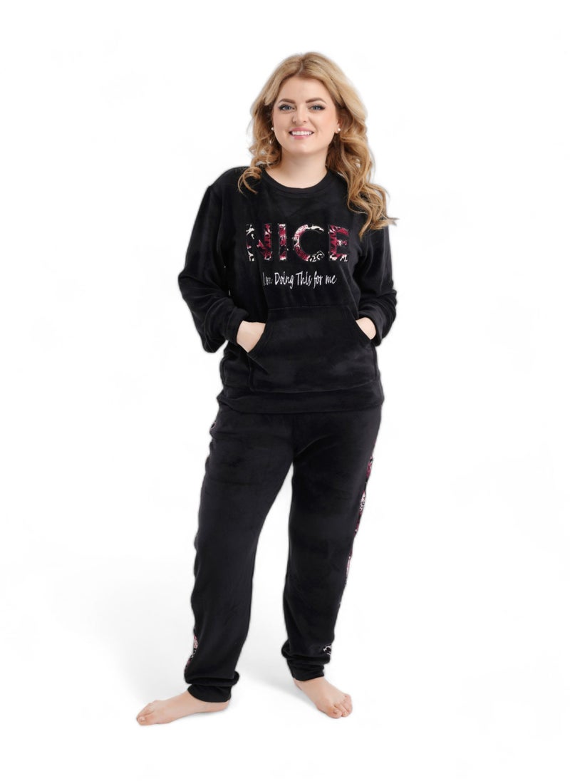 Shenoute - Winter training set - pajamas for women - 2-piece set of sweatshirt and pants - patterned with different designs and specially designed to provide comfort and refreshment during sleep - Image 1