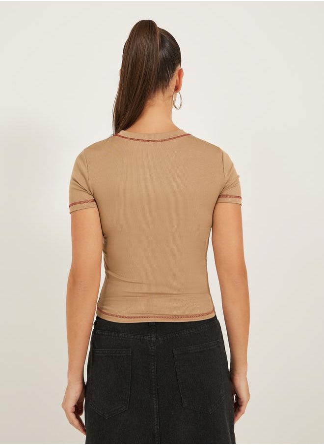 Styli - Slogan Print Contrast Stitch Fitted T-Shirt - Image 1