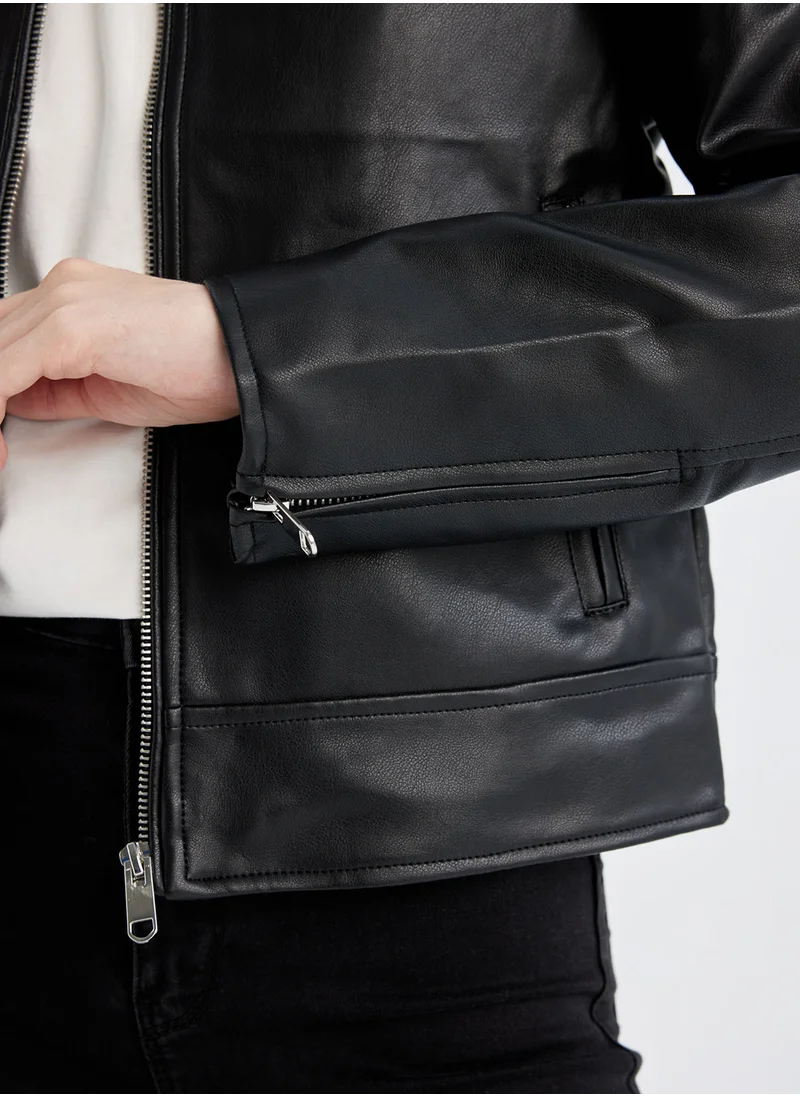 DeFacto Regular Fit Zip-Up Faux Leather Jacket With Pockets