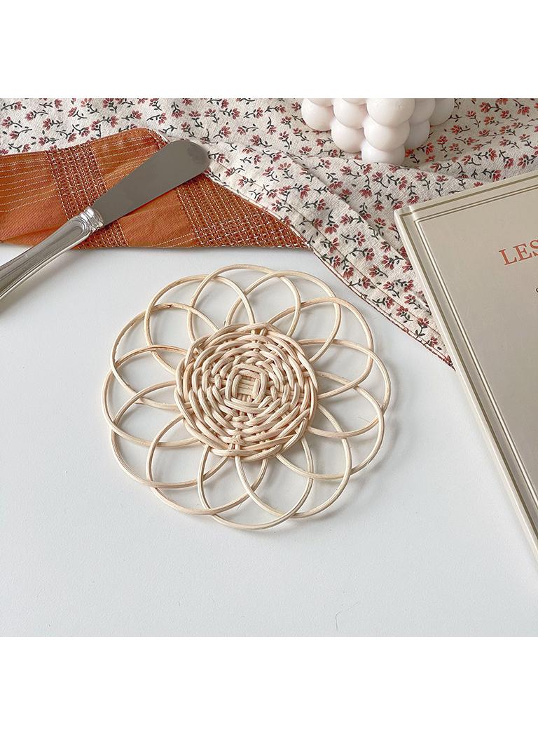 3pcs Vine woven flower shaped dining mat, hand woven table insulation mat, water cup tea cup mat - Image 3