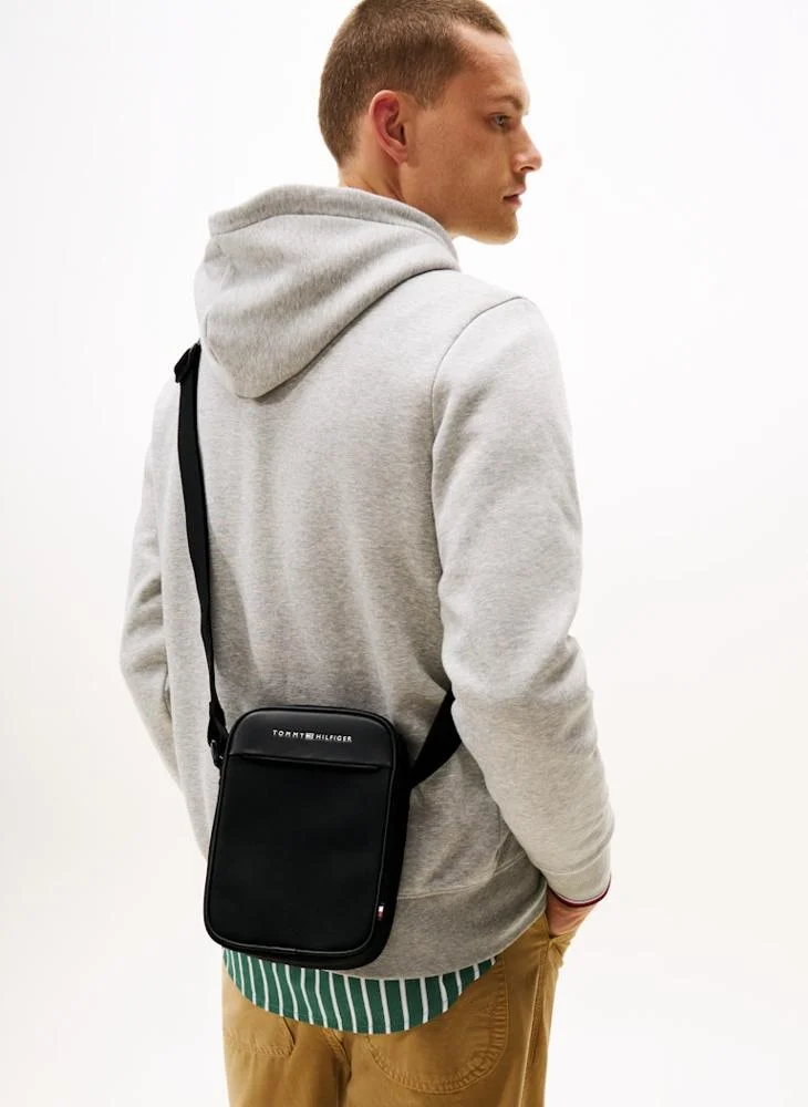 TOMMY HILFIGER Logo Messenger Bag