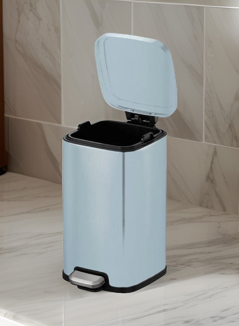 EKO STELLA SERIES | Brushed Stainless Steel Finish | Soft-Closing | Fingerprint-Resistant | Premium Pedal Trash Bin | Multiple Sizes ( 6 - 12 L) To Suit Different Places | 9 Liters | Titanium Blue  - Image 3