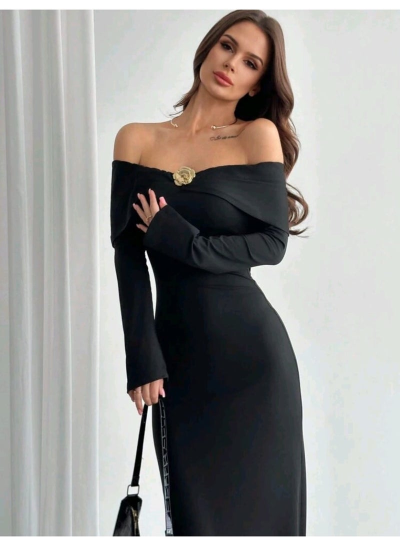 شي إن فستان نسائي طويل ضيق أسود اللون بأكمام واسعة وديكور معدني أنيق من SHEIN - Image 2